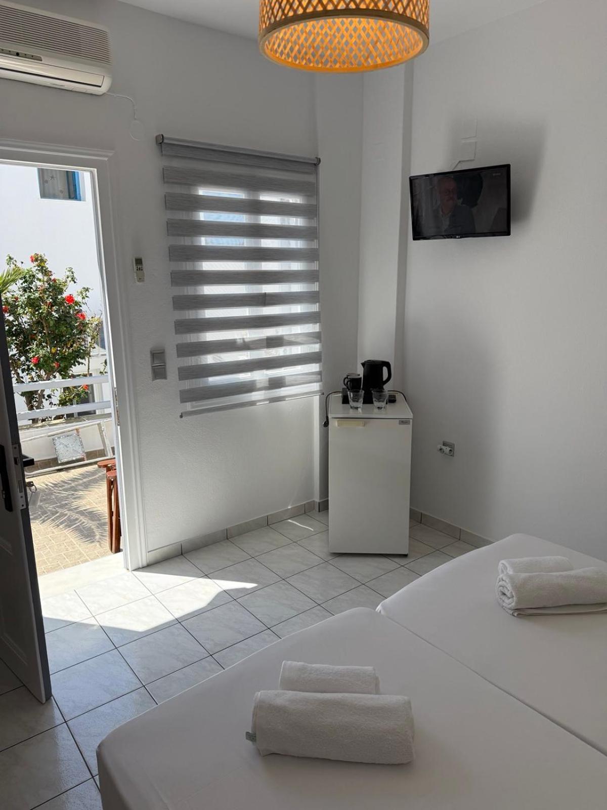 Chrysa House Hotell Kamares  Exteriör bild